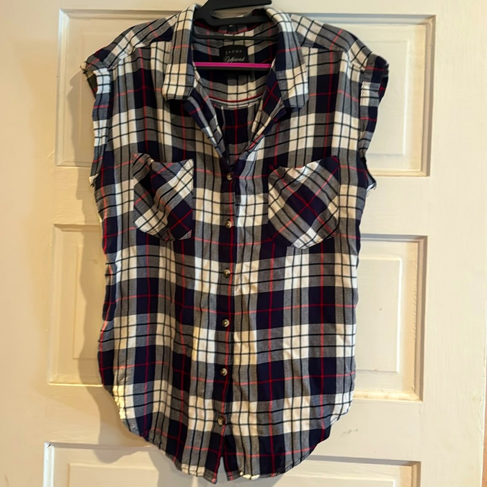 Women’s medium short sleeve navy blue, red and white shirt